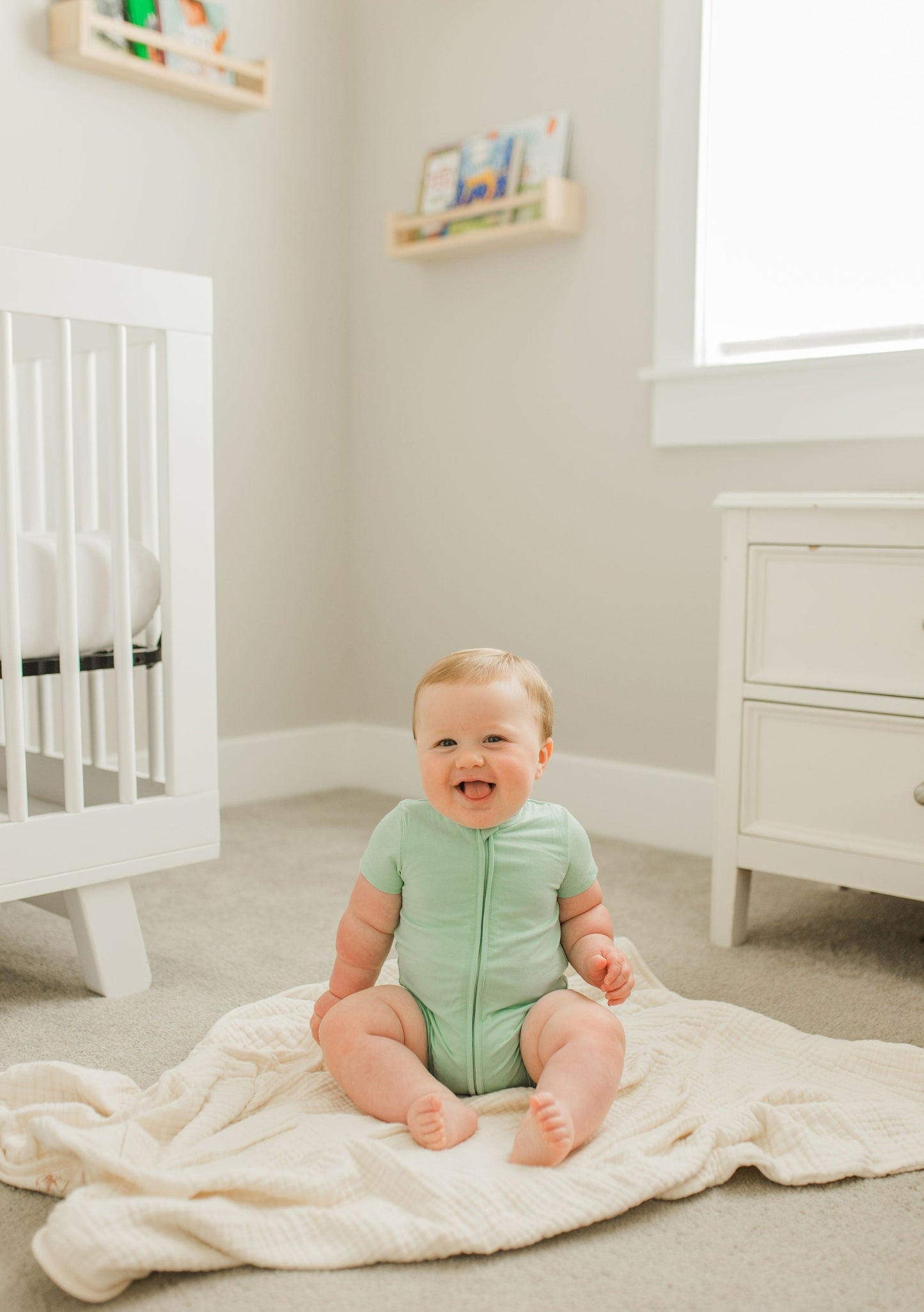 Short Sleeve Onesie - Seafoam Green